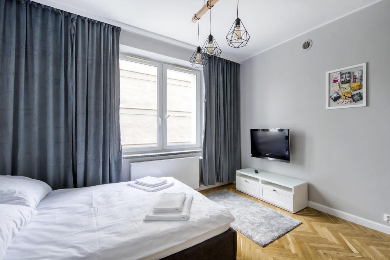 King Apart Dickensa Lägenhet Warszawa Exteriör bild